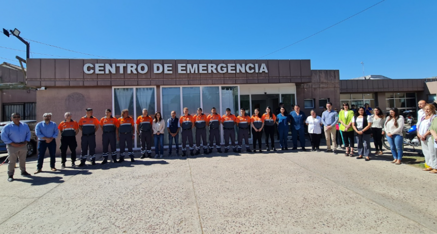 107: El Municipio presentó el nuevo funcionamiento del Servicio de Emergencias y en FM 10 hablamos con el Intendente Marcos Pisano, el Jefe de Defensa Civil Roque Bazán y la doctora Delfina Gorosito