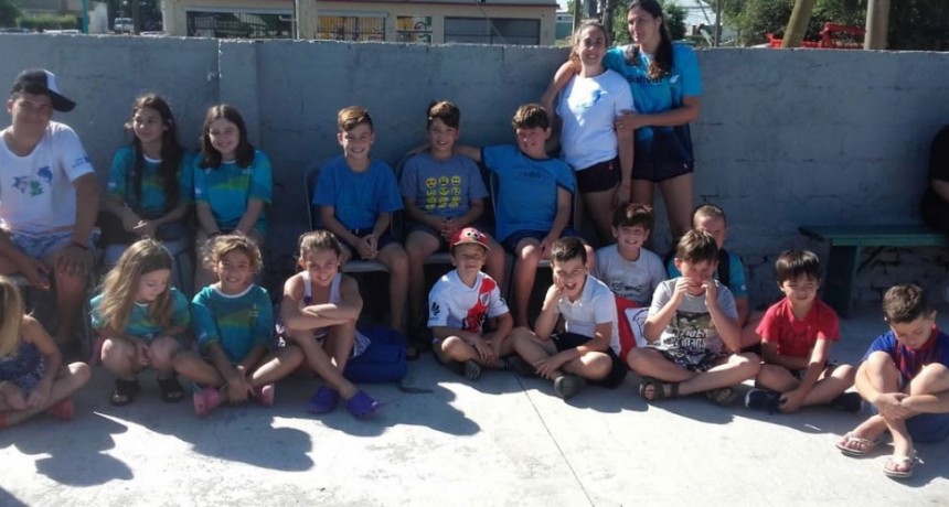 El Natatorio Municipal particip&oacute; de la primera competencia de verano