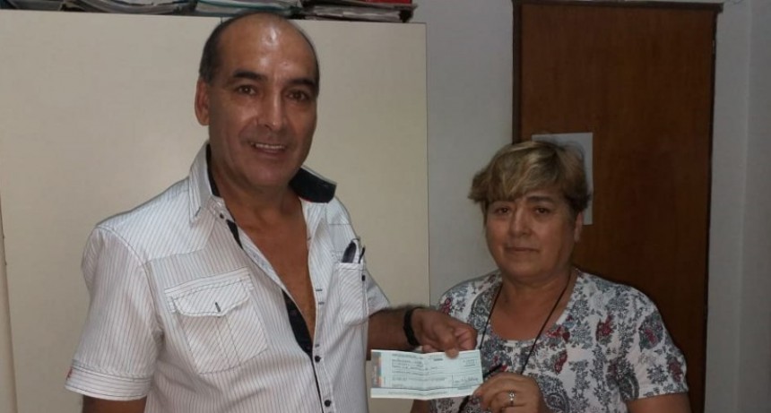 Se realiz&oacute; el sorteo del S&uacute;per Bono y la entrega de una parte del dinero recaudado por las ventas de los n&uacute;meros a Club Sportivo Villa Sanz