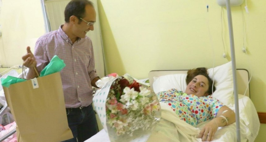 El Intendente Pisano visit&oacute; a la primera beba del a&ntilde;o nacida en Bol&iacute;var