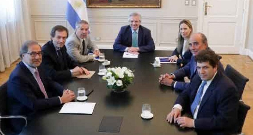 El Presidente encabez&oacute; la primera reuni&oacute;n del equipo encargado de la relaci&oacute;n con EE.UU. y los organismos multilaterales