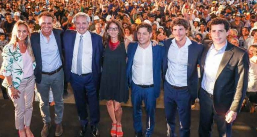 Nacionales; El Plan Argentina Hace fue presentado por el presidente
