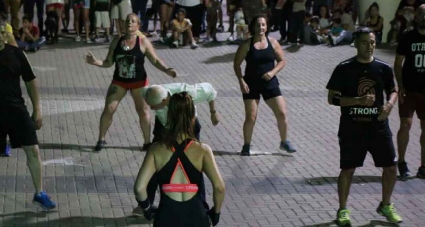 Pas&oacute; la primera noche de Verano Activo en el Centro C&iacute;vico