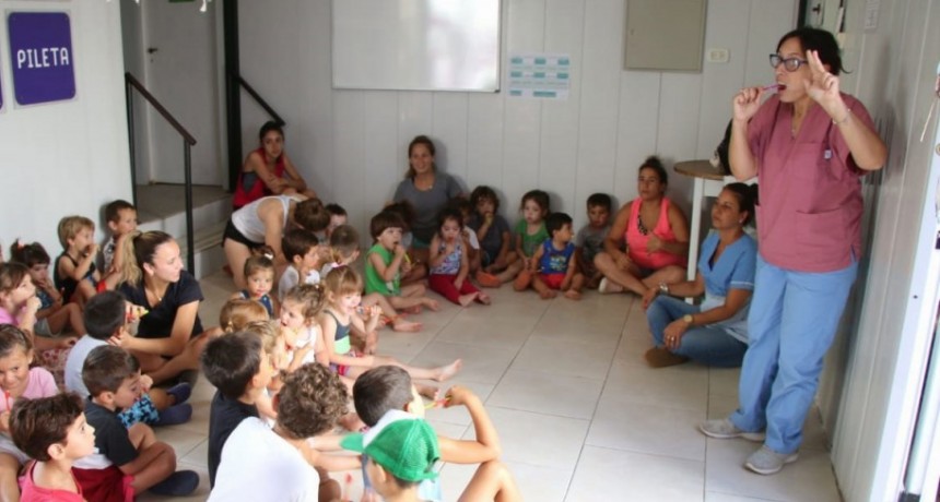 El programa preventivo de salud bucal lleg&oacute; a la colonia Aquapoint