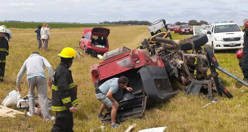 Ruta 3: llevaba de tiro un veh&iacute;culo que termin&oacute; volcando