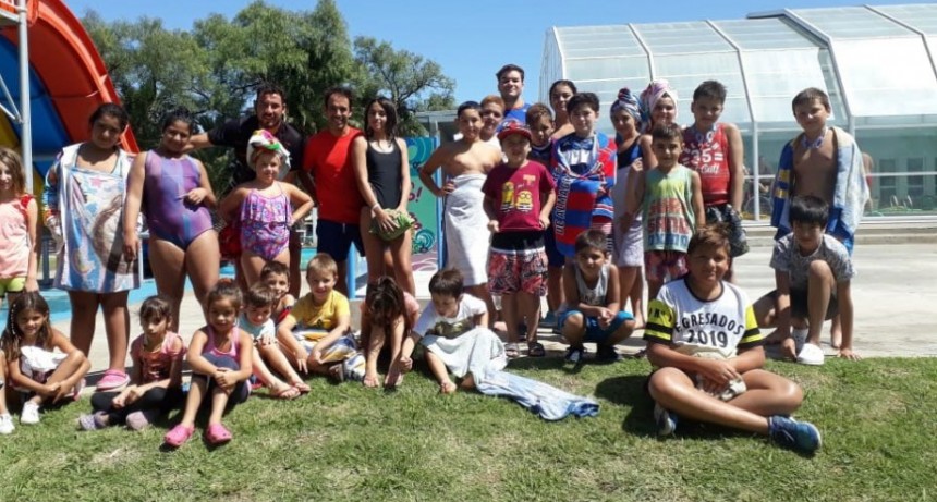 La Colonia Aquapoint visit&oacute; el Parque Acu&aacute;tico