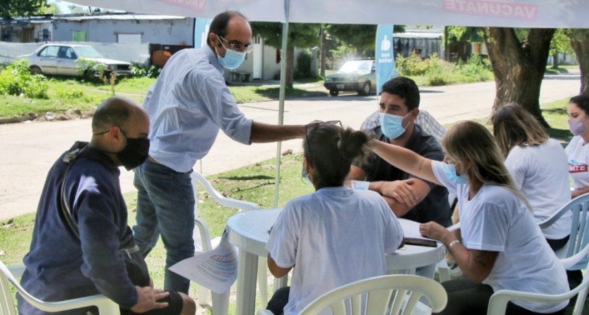 Barrios Pompeya, Recuerdo, Parque y La Portada: comenz&oacute; la inscripci&oacute;n a bolivarenses que desean vacunarse