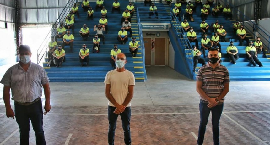 “Estamos convencidos que la vacuna nos va a abrir una puerta para comenzar a normalizar y recuperar las actividades con menor riesgo”