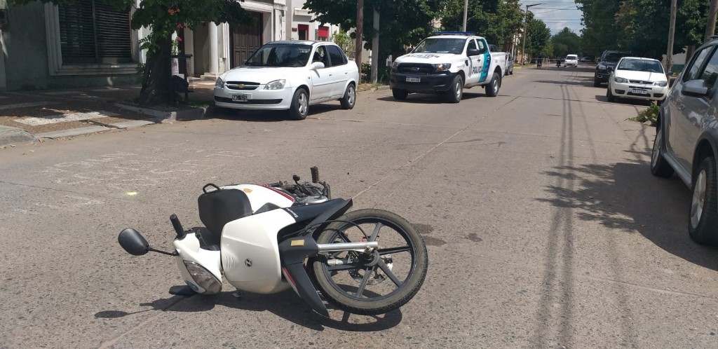 Un motociclista fue trasladado al hospital este mañana