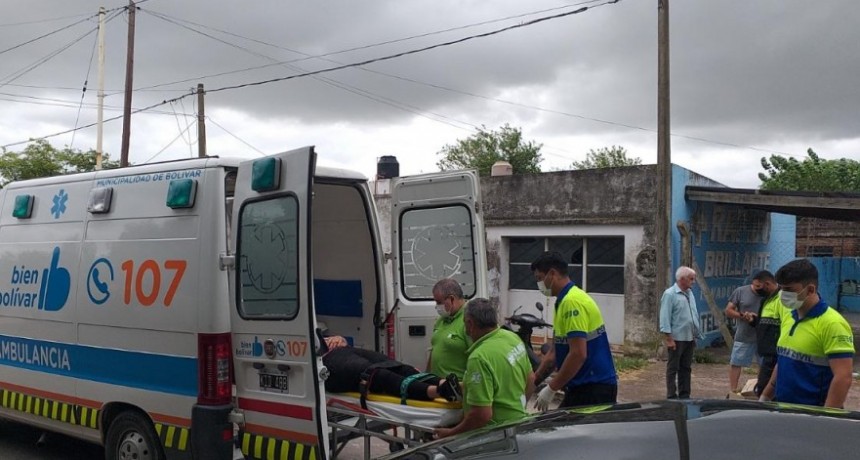 Dos motos impactaron este mediodía