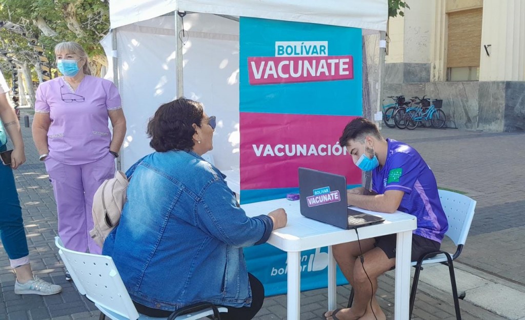 360 personas se vacunaron contra COVID en el Centro Cívico