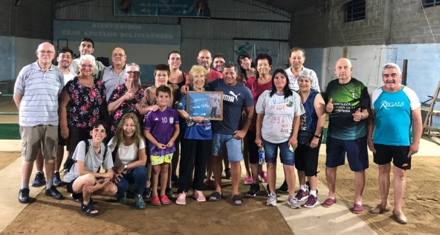 Se realizó un encuentro de tejo en homenaje a Nelly Cestona