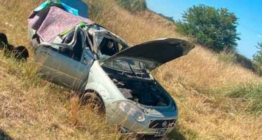 Ruta 226: Grave accidente con una persona fallecida, un atrapado y un bebé trasladado al hospital Capredoni