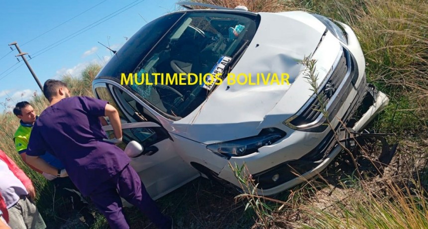 Bomberos Voluntarios asistieron Despiste y vuelco de un vehículo en ruta nacional 226