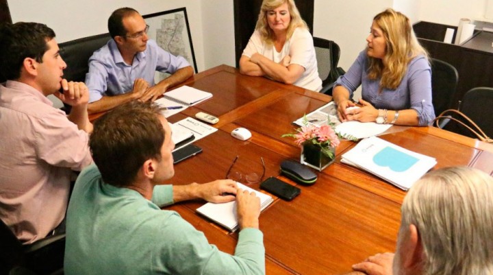 Pisano afirma su compromiso con los caminos rurales