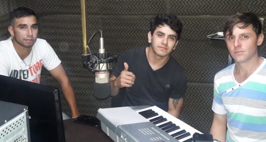 Derroche de buena m&uacute;sica en La Radio con Marcela Suarez