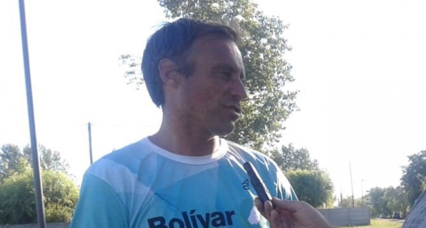 Alejandro Cainzos: &lsquo;Me quedo en Balonpie porque me siento muy c&oacute;modo&rsquo;