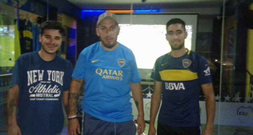 La filial Bol&iacute;var Xeneize realiza una colecta de &uacute;tiles escolares