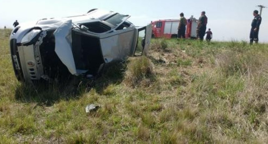 La Madrid; Accidente automovil&iacute;stico en cercan&iacute;as de L&iacute;bano