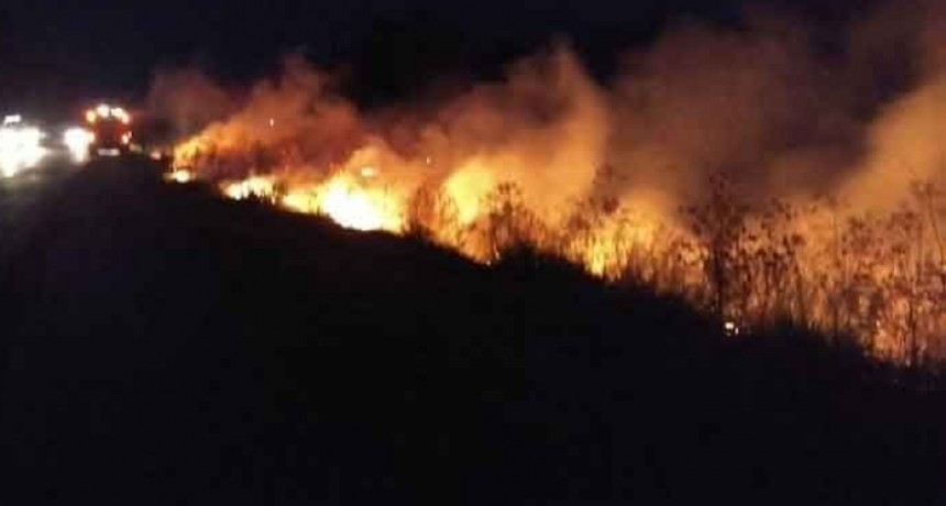 Villa Mi Serran&iacute;a: La ca&iacute;da de un rayo gener&oacute; un incendio