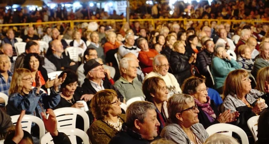 Rotundo &eacute;xito de la 18va Placeada 'Vecinos de Plaza Roca'