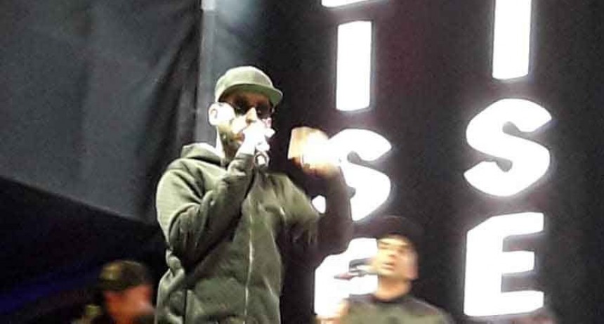 M&aacute;s de 18 mil personas vibraron con Ulises Bueno, Dakillah y un gran n&uacute;mero de artistas locales