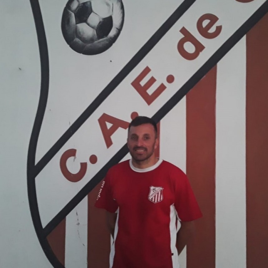 Elio Cuello: “Hoy tenemos un plantel largo, se sumaron muchas chicas, asique por suerte estamos bien de jugadoras”