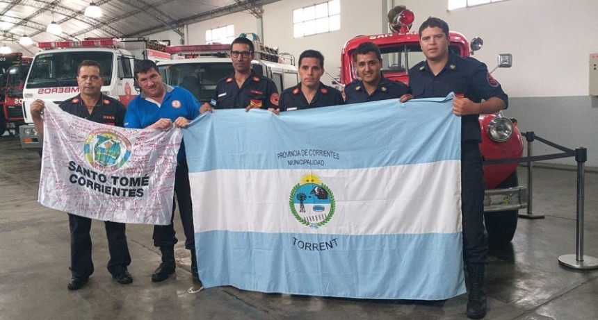 Arribaron los Bomberos Voluntarios desde Corrientes, los recibió el Intendente Pisano y hablaron por FM 10