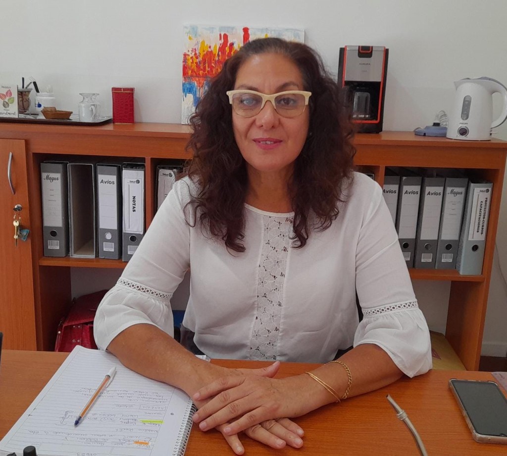 En FM 10 hablamos con María Estela Jofre-Secretaria de Salud-de vacuna bivalente o bivariante, que ya está disponible