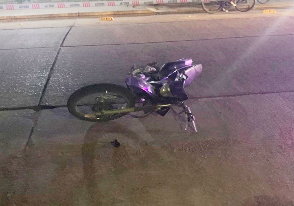 Un motociclista impactó contra un perro y fue hospitalizado con serias lesiones