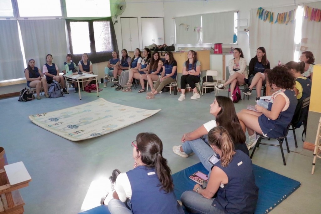 Jardines Maternales Municipales: se desarrolló una jornada de actualización y fortalecimiento sobre desarrollo en la Primera Infancia