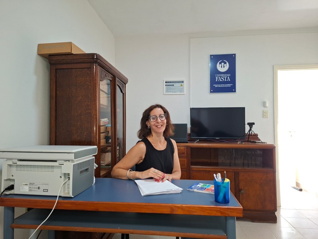 Universidad Fasta ofrece más de 34 carreras en Bolívar, y los exámenes finales se rinden en la sede con las aulas respetivas