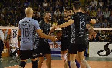 Personal Bol&iacute;var se qued&oacute; con un partidazo y qued&oacute; a tiro de las semifinales