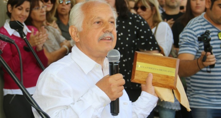 Oscar Galante brind&oacute; un estremecedor testimonio y recuerdo de Violeta