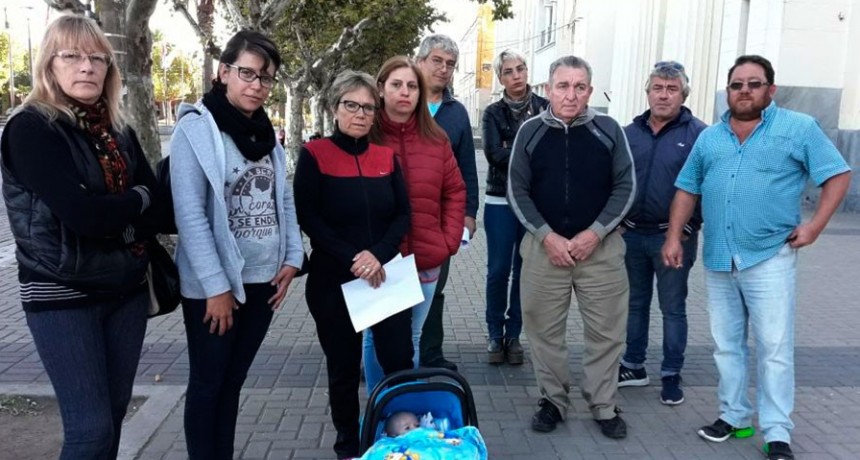 'Nuestros hijos est&aacute;n en destinos lejanos y con falta de medios'
