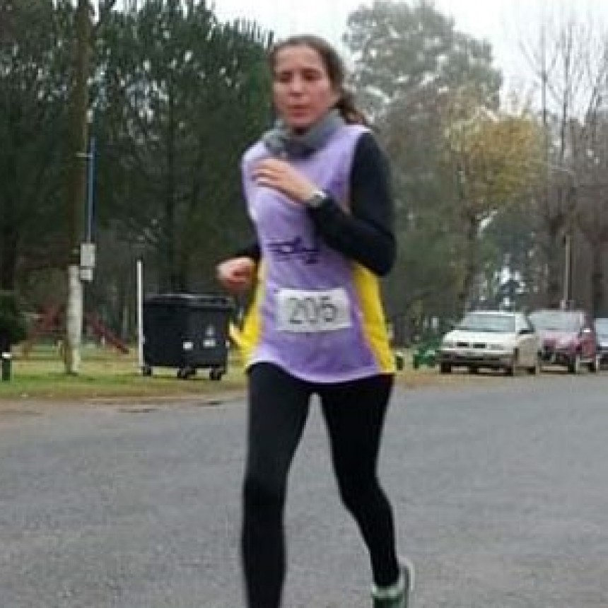 Lorena Ju&aacute;rez: &lsquo;Tengo como objetivo correr alguna carrera de 21k para poder mejorar mis tiempos en 10k&rsquo;