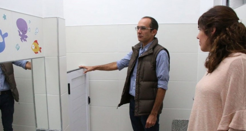 El intendente municipal recorri&oacute; la obra del jard&iacute;n N&deg;909