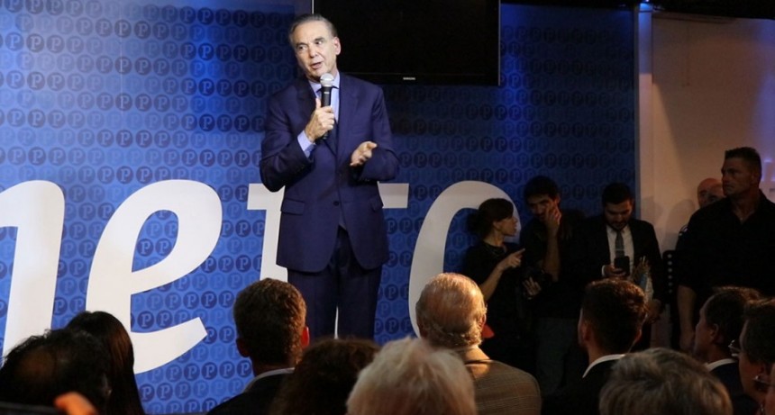 Pichetto: 'La gente est&aacute; cansada de la grieta'