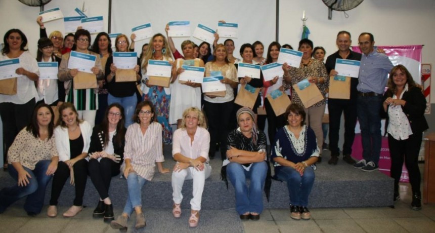 Se realiz&oacute; un emotivo acto de colaci&oacute;n del Curso de Cuidadores Domiciliarios