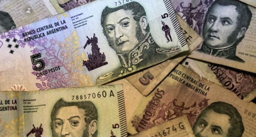 Hasta el 31 de marzo los bancos deber&aacute;n canjear los billetes de 5 pesos o acreditarlos en cuentas