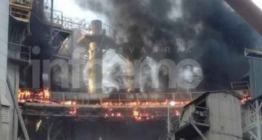 Importante incendio en Cementos Avellaneda: trabajaron Bomberos de Loma Negra y Olavarr&iacute;a