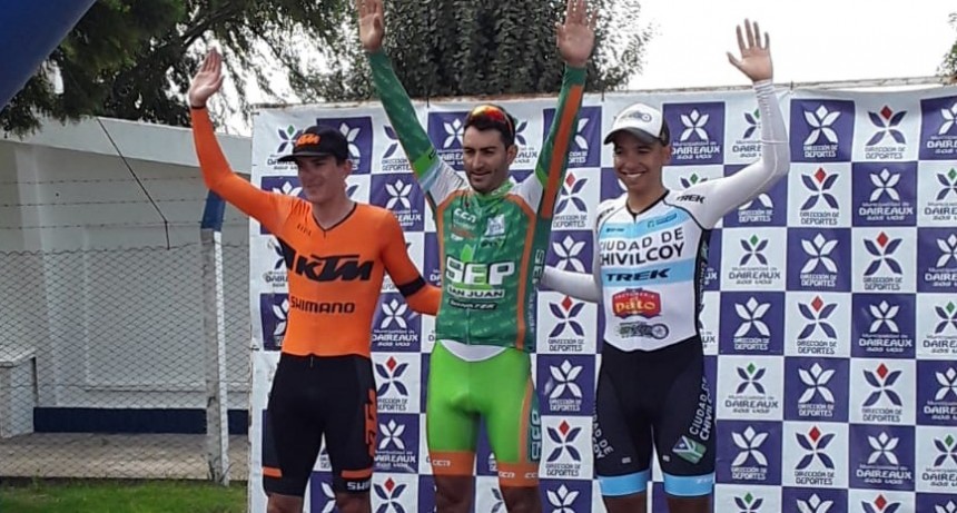 El Negro Dotti &lsquo;rompi&oacute;&rsquo; el cronometro en la CRI y es l&iacute;der absoluto de la Vuelta al Centro de la Provincia
