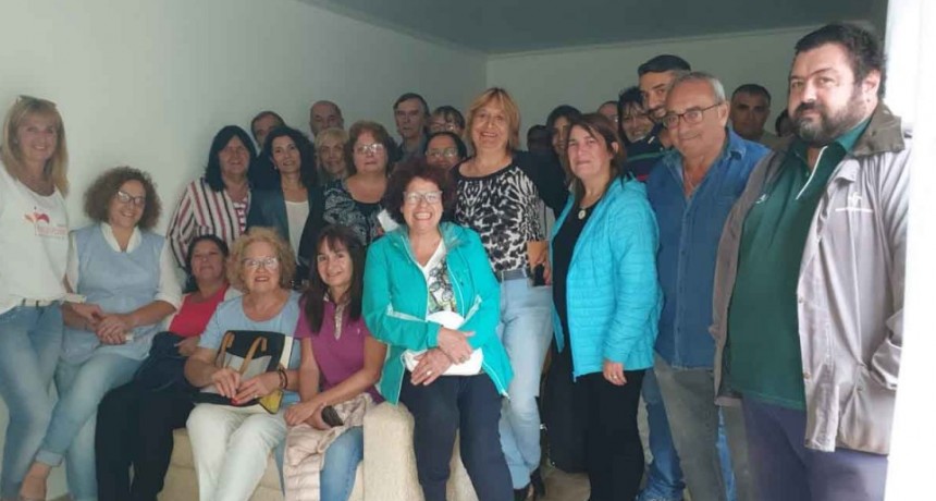 Proyectar por los Pueblos hizo entrega del dinero a las instituciones beneficiadas con la rifa