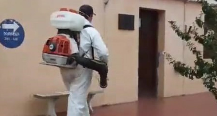 Se realiza un gran trabajo de desinfecci&oacute;n en la calles de la ciudad (video)