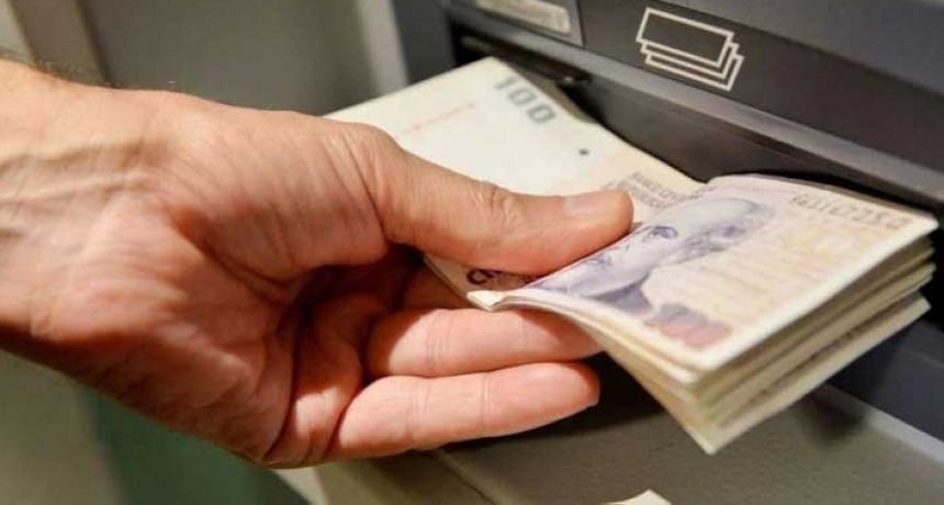 Informe BCRA; Los bancos no cobrar&aacute;n cargos ni comisiones por usar cajeros autom&aacute;ticos