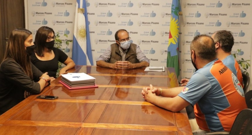 Bol&iacute;var Deportiva: El Intendente Pisano entreg&oacute; la personer&iacute;a jur&iacute;dica al C&iacute;rculo Bolivarense de Arquer&iacute;a  