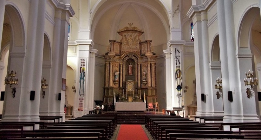 Parroquia San Carlos Borromeo: Celebraciones de Semana Santa