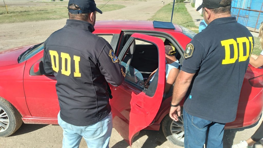 Detuvieron en Bahía Blanca a Bustos, imputado en el robo del camión de Viterbo Díaz que prestaba servicios en Extragas
