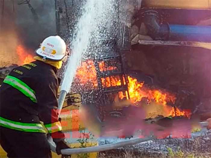 Zona Rural: Importante incendio con riesgo de personas heridas en Miramar, habría fallecidos