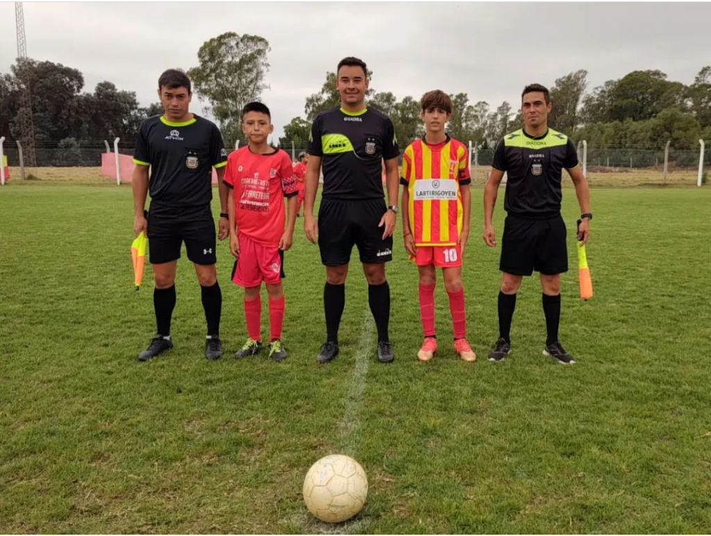Así se juega la cuarta fecha del campeonato local 